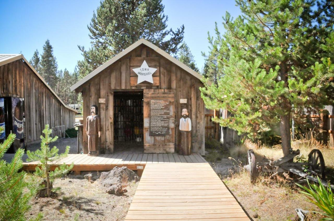 Bend-Sunriver Camping Resort 24 ft. Yurt 16 Exterior foto