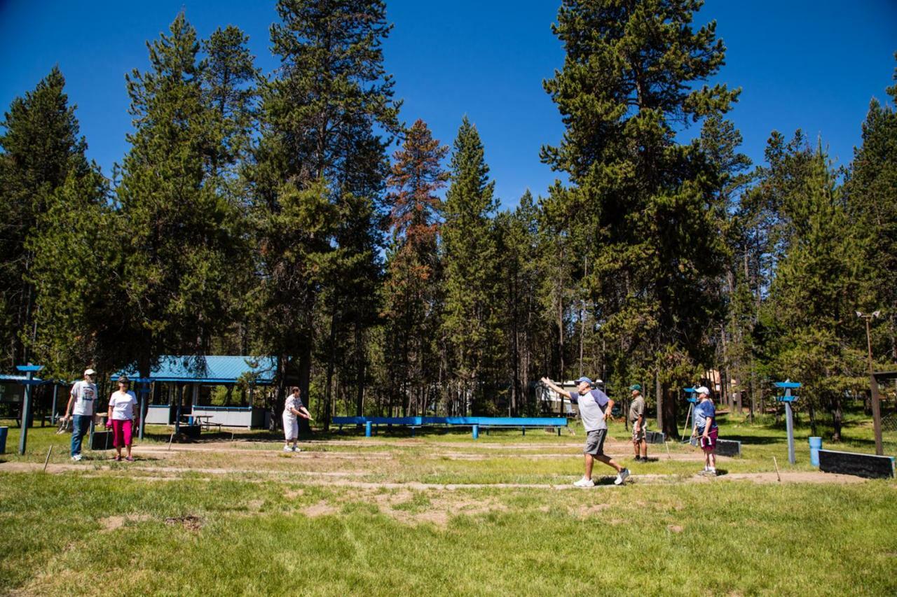 Bend-Sunriver Camping Resort 24 ft. Yurt 16 Exterior foto